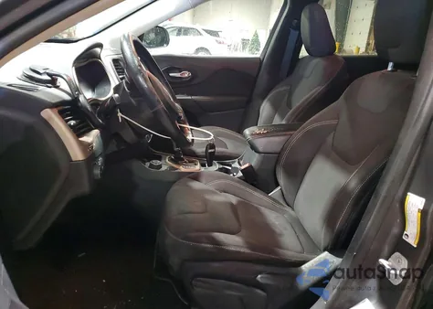 2015 Jeep Cherokee Latitude из США, поврежденный, VIN 1C4PJMCB4FW596025